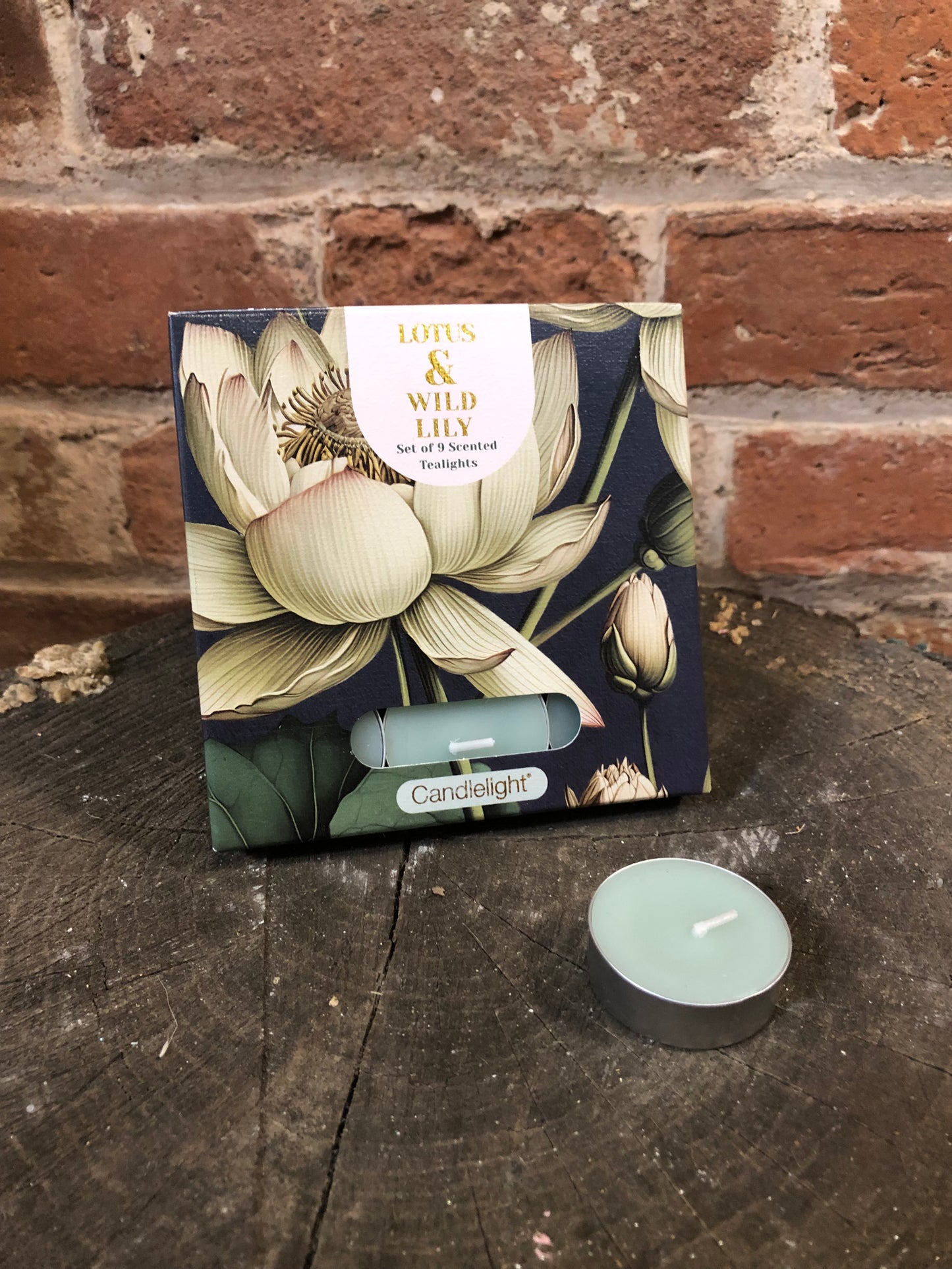 Lotus & Wild Lily Scented Tealights